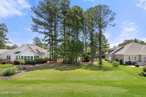 8827 Smithfield Drive NW, Calabash, NC 28467