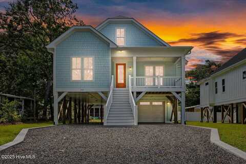 243 NE 70th Street, Oak Island, NC 28465