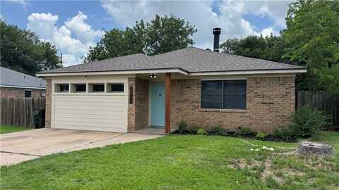 1001 Braeswood Drive, Bryan, TX 77803