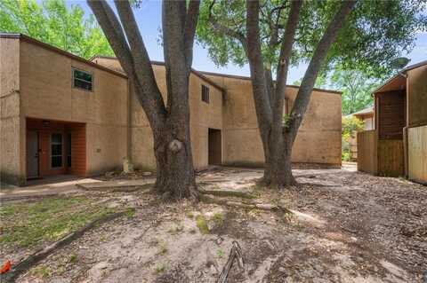 4345 Carter Creek, Bryan, TX 77802