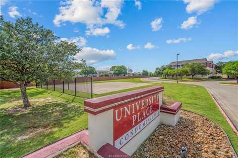 517 Southwest Parkway, College Station, TX 77840