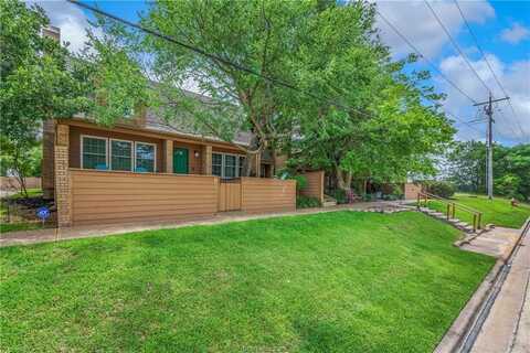 3122 Camelot Drive, Bryan, TX 77802