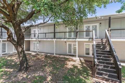 3906 Old College Road, Bryan, TX 77801