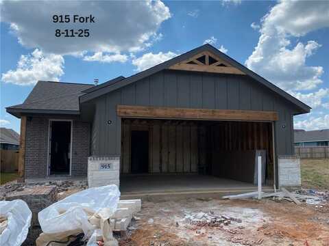 915 Fork, College Station, TX 77845