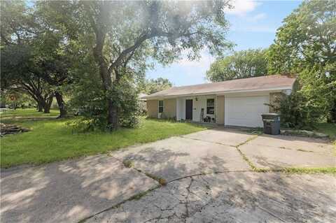 2502 Waterwood Lane, Bryan, TX 77803