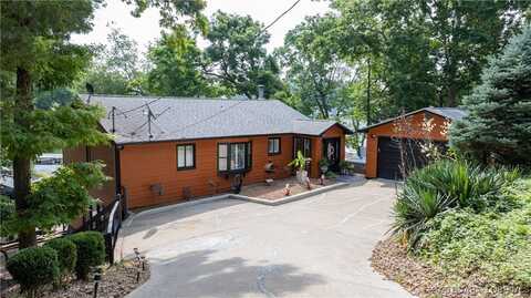 30 Shady Lane Court, Lake Ozark, MO 65049