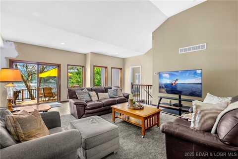 164 Get A Way Lane, Camdenton, MO 65020