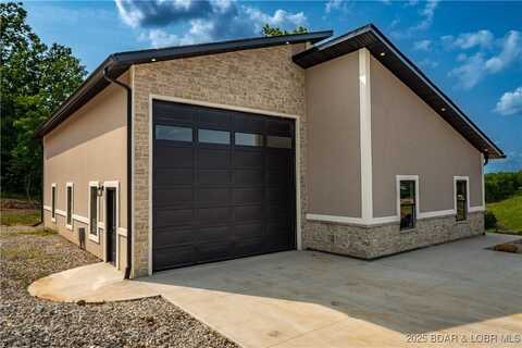 27 Kingdom Cove Road, Sunrise Beach, MO 65079