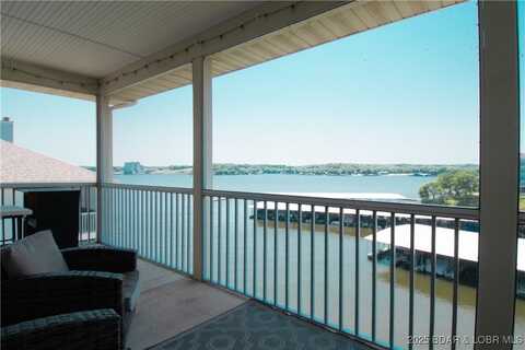 418 Regatta Bay Drive, Lake Ozark, MO 65049