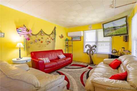 28081 Beautyview Lane, Gravois Mills, MO 65037