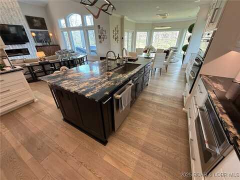 339 Cordoba Point, Porto Cima, MO 65079