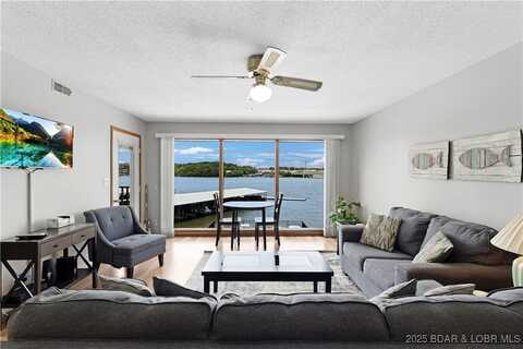 875 Parkside Place unit: B102, Osage Beach, MO 65065