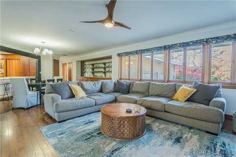 376 Sunset Drive, Lebanon, MO 65536