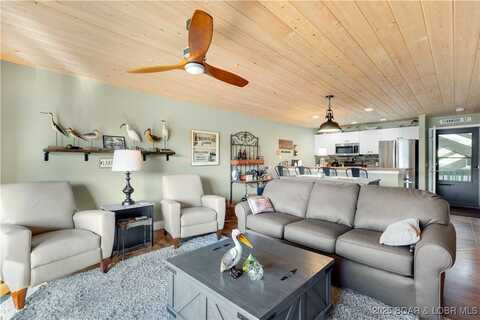 6570 Pelican Bay Drive, Osage Beach, MO 65065