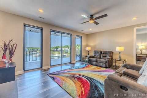 182 Havens Place Drive, Lake Ozark, MO 65049