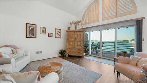 441 Northport Drive, Lake Ozark, MO 65049