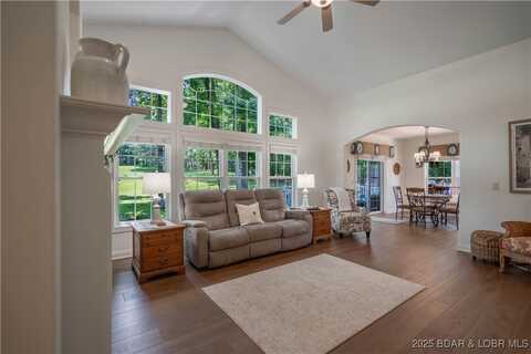 13 Avilia Drive, Sunrise Beach, MO 65079