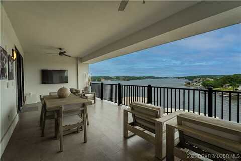 166 Captiva Drive, Sunrise Beach, MO 65079