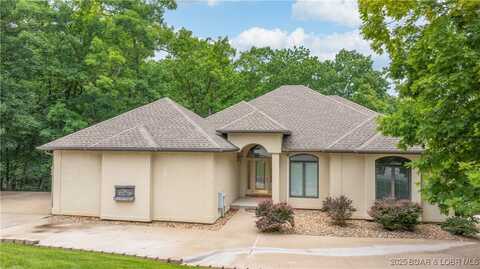 135 Greensboro Court, Four Seasons, MO 65049