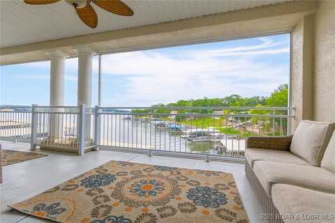 144 Majestic Pointe Dr, Sunrise Beach, MO 65079