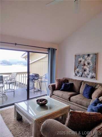 2500 Bay Point Lane, Osage Beach, MO 65020