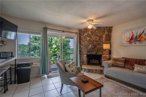 91 Wheelhouse Circle, Lake Ozark, MO 65049