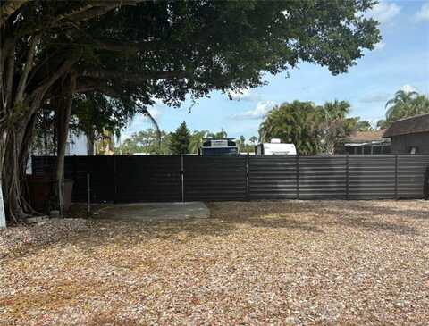 2228 Marina Park, FORT MYERS, FL 33905