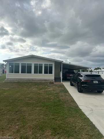 26287 Queen Mary, BONITA SPRINGS, FL 34135