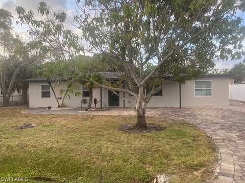 3915 Lotus, NAPLES, FL 34104