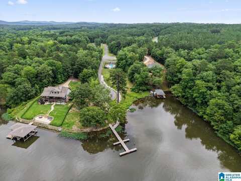 219 BOATHOUSE CIRCLE, SYLACAUGA, AL 35151