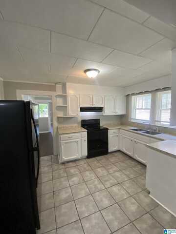 139 ELRIE BOULEVARD, BESSEMER, AL 35020