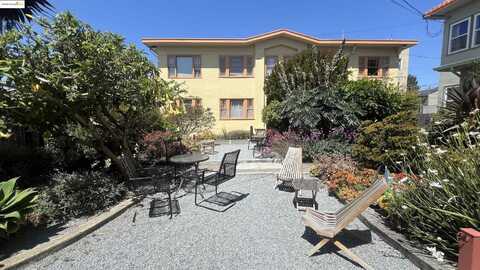 444 40th St, Oakland, CA 94609