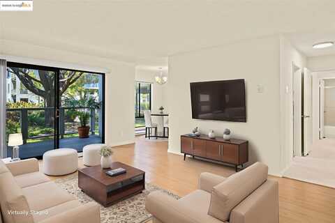 2 Commodore DR, Emeryville, CA 94608