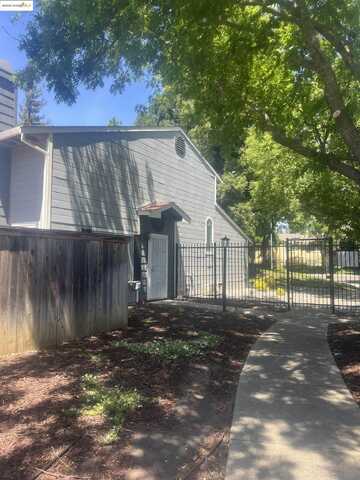 3642 Alamo Drive, Vacaville, CA 95687