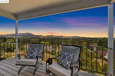 1851 Mockingbird Pl, Danville, CA 94526