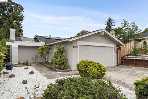 22592 Mossy Rock Dr, Hayward, CA 94541
