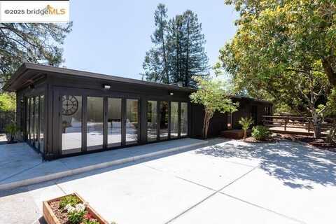 7766 Mirabel Rd, Forestville, CA 95436