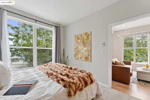 1121 40th ST, Emeryville, CA 94608