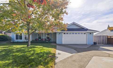 10677 Oak Leaf Ct, Jamestown, CA 95327