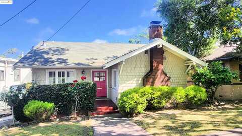 1137 Oakland Avenue, Piedmont, CA 94611