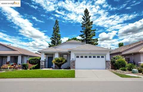 7929 Dersingham DR, Sacramento, CA 95829