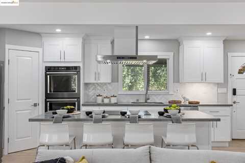 886 San Miguel Rd, Concord, CA 94518