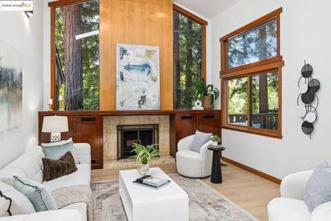 128 Alamo Sq, Alamo, CA 94507