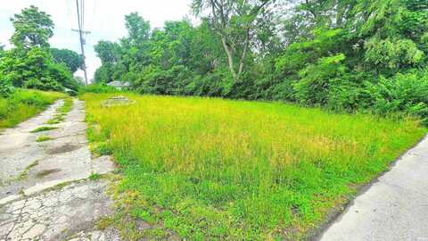 1712 E Willard Street, Muncie, IN 47302