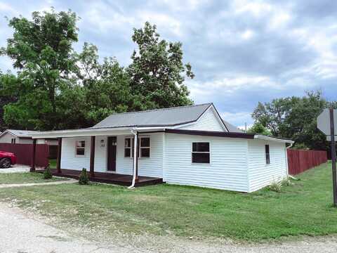 202 E Vine Street, Mitchell, IN 47446