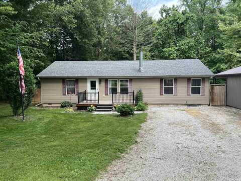 2940 N Stanford Woods Drive, Solsberry, IN 47459