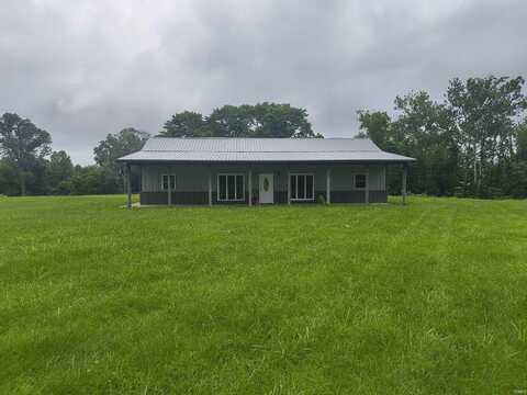 1230 S Iron Mountain Road, Bloomfield, IN 47424