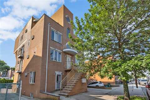 135 28th Avenue, Brooklyn, NY 11214