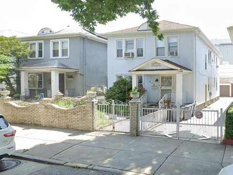 210 62nd Street, Brooklyn, NY 11220