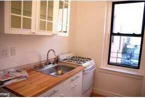 9524 Fort Hamilton Parkway, Brooklyn, NY 11209